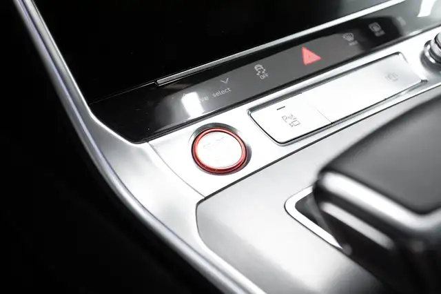 Audi S6 Avant TDI quattro tiptronic | HUD | Sthz | AHK ... Ansicht 24