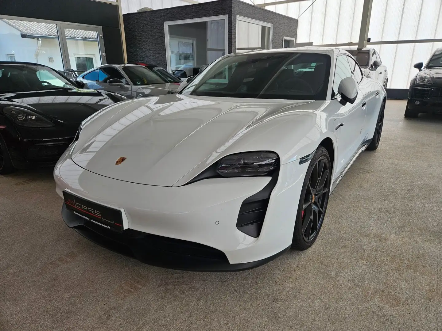 Porsche Taycan GTS *BOSE/21"Alu/Kamera/1.Hand* White - 1