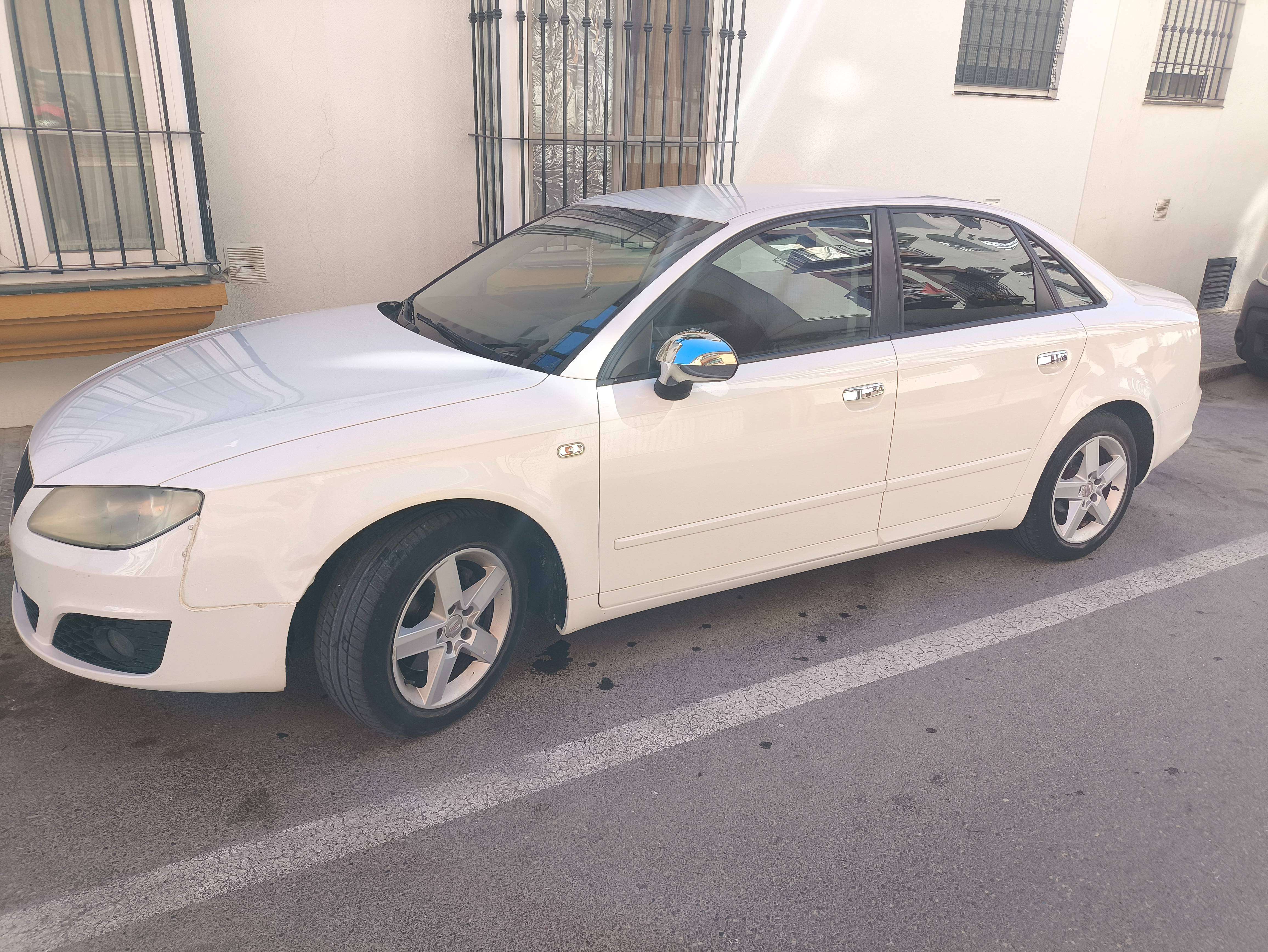 SEAT Exeo Exeo 2.0TDI CR Reference Reference - foto 1