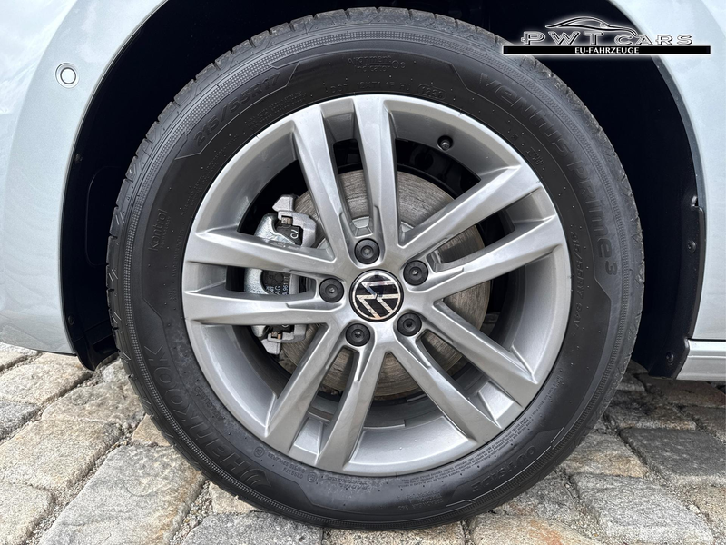Volkswagen Touran Comfort Plus Edition-150 PS-TSI-DSG-7 Sitzer-AH... — photo 15