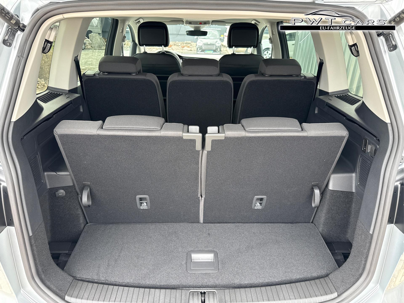 Volkswagen Touran Comfort Plus Edition-150 PS-TSI-DSG-7 Sitzer-AH... — photo 11