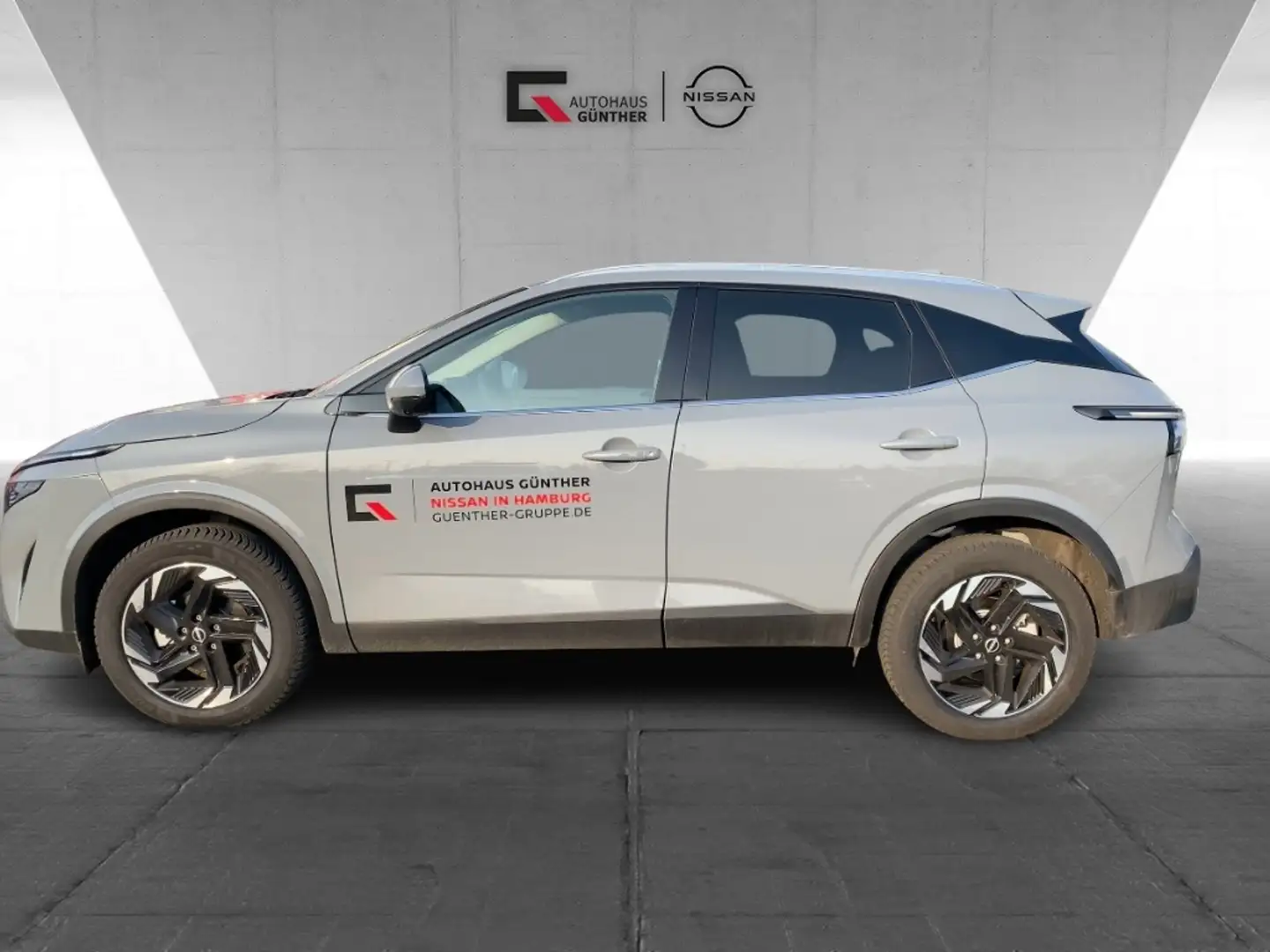 Nissan Qashqai N-CONNECTA 1.3 Automatik Winter/HUD/360 Gris - 2