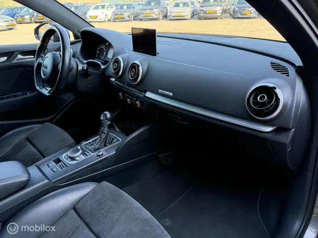 Audi A3 view 13