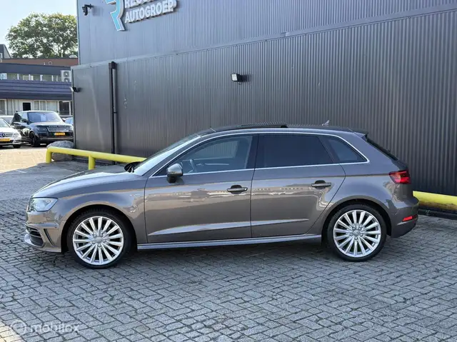 Audi A3 view 7
