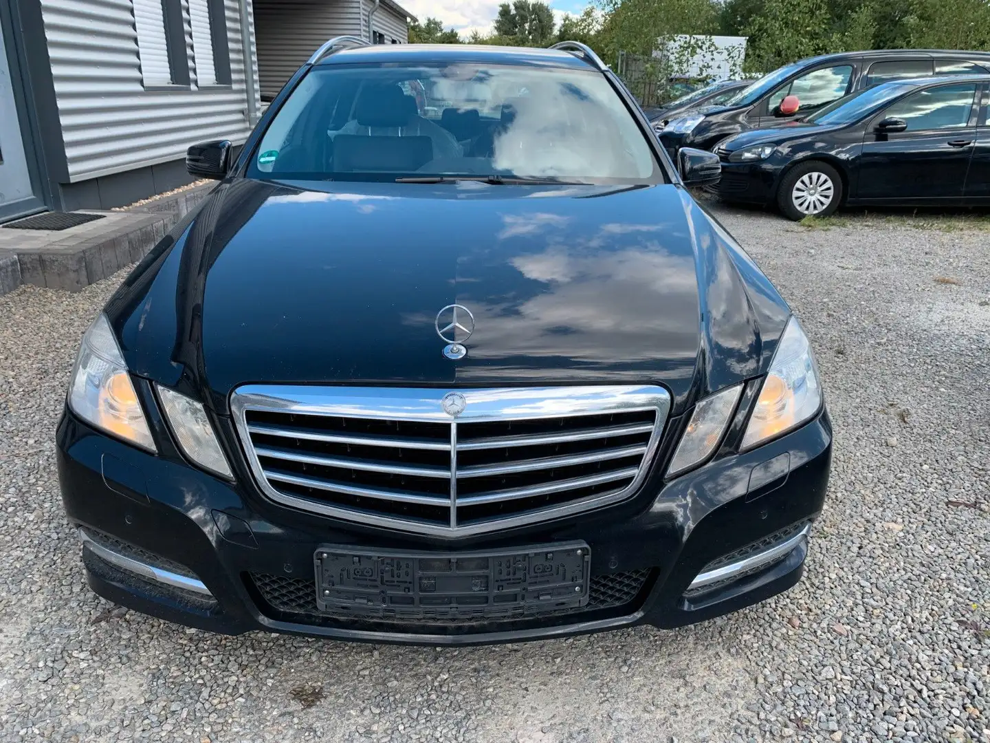 Mercedes-Benz E 220 Avangarde T-Modell E 220 CDI BlueEfficiency Noir - 2