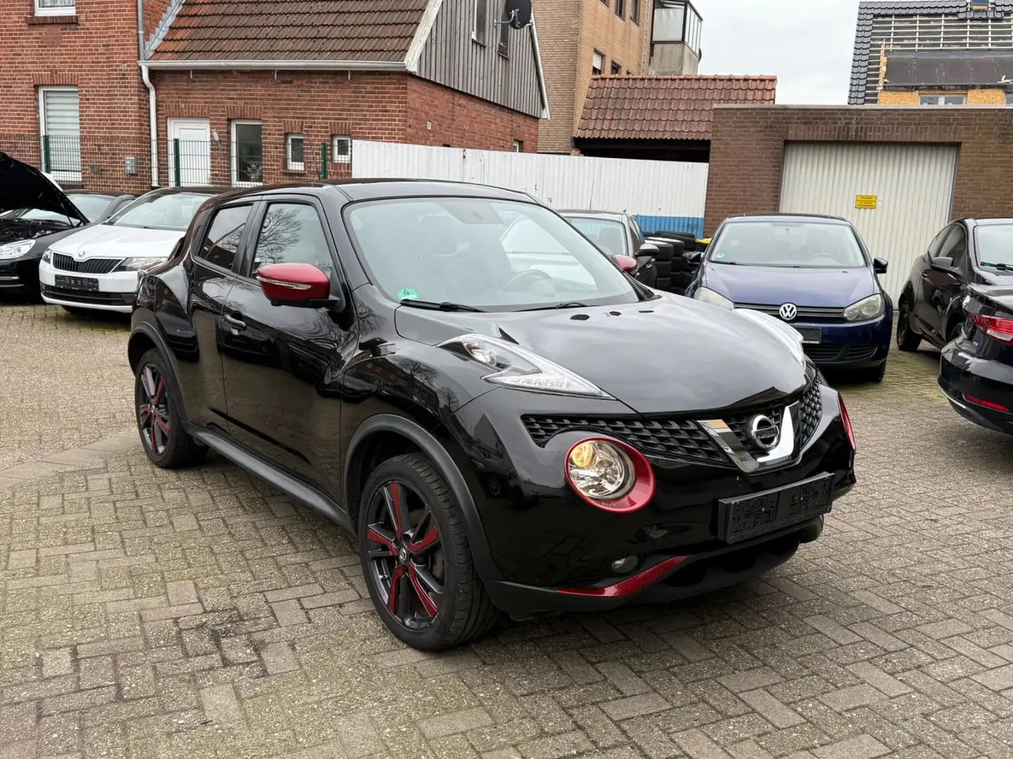 Nissan Juke Acenta*SHZ*NAVI*KAMERA*MFL*KLIMAAUTOMATIK** Schwarz - 1