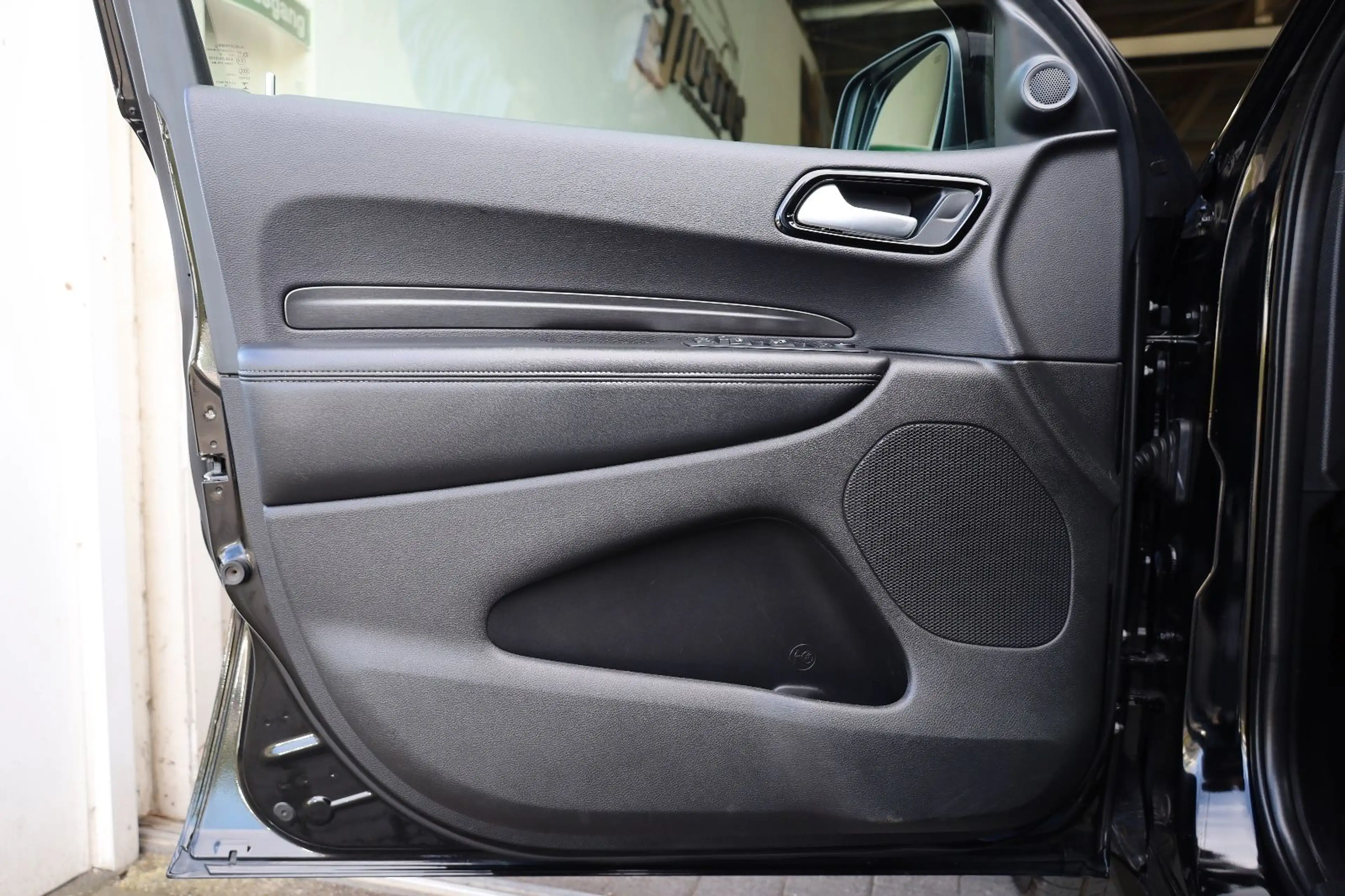 Dodge Durango 3.6 SXT AWD/LHZ/SHZ/AHK/7-Sitz/TOTW/R20 — photo 10