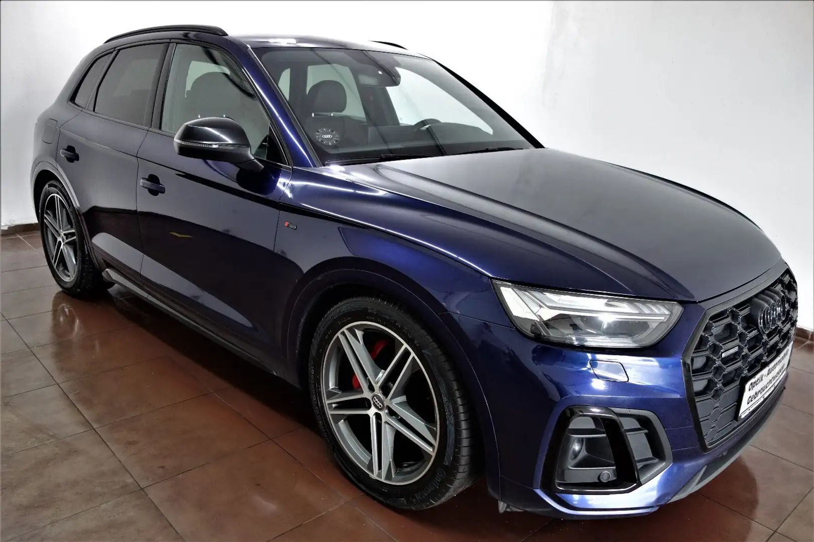 Audi Q5 40 2.0TDI quattro S line Leder/Navi/Matrix-LE Blau - 1