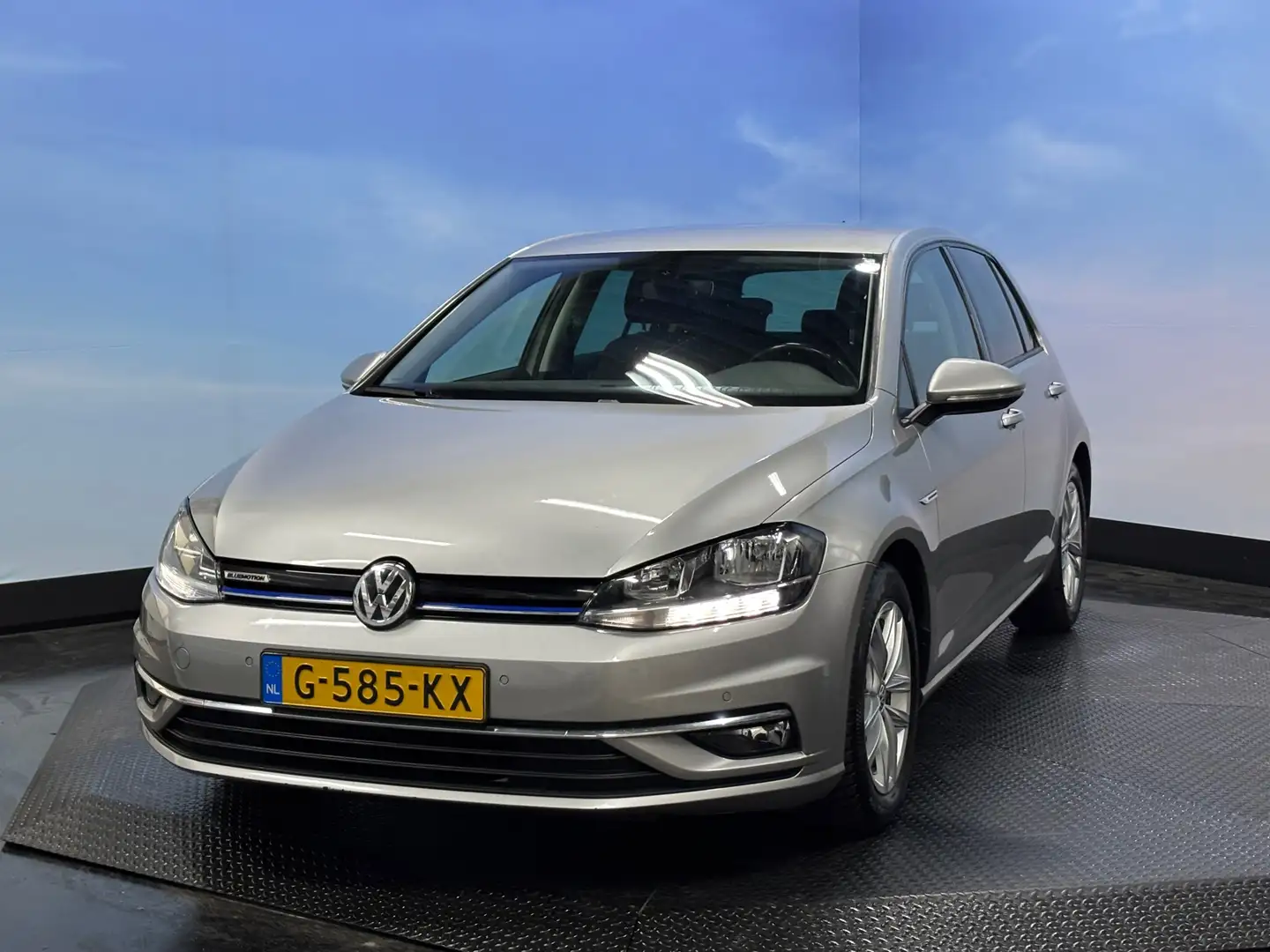 Volkswagen Golf 1.5 TSI Comfortline Business Clima | Cruise | PDC Gris - 2