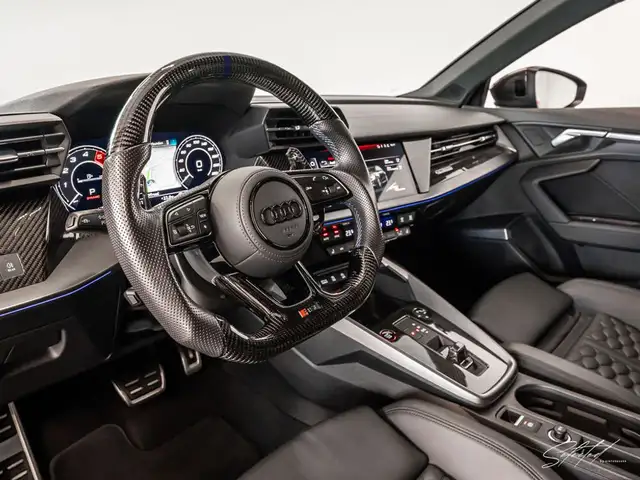 Audi RS3 TFSI quattro*SPORTABGAS*MAGNETIC-RIDE*CARBON* Ansicht 24