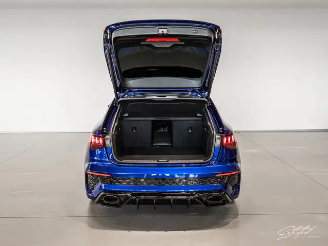 Audi RS3 TFSI quattro*SPORTABGAS*MAGNETIC-RIDE*CARBON* Ansicht 43