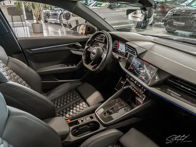 Audi RS3 TFSI quattro*SPORTABGAS*MAGNETIC-RIDE*CARBON* Ansicht 23