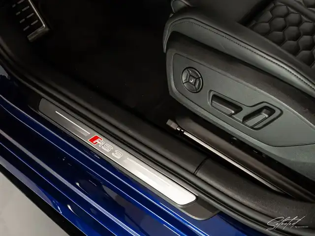 Audi RS3 TFSI quattro*SPORTABGAS*MAGNETIC-RIDE*CARBON* Ansicht 34
