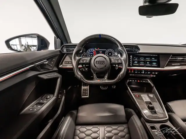 Audi RS3 TFSI quattro*SPORTABGAS*MAGNETIC-RIDE*CARBON* Ansicht 38