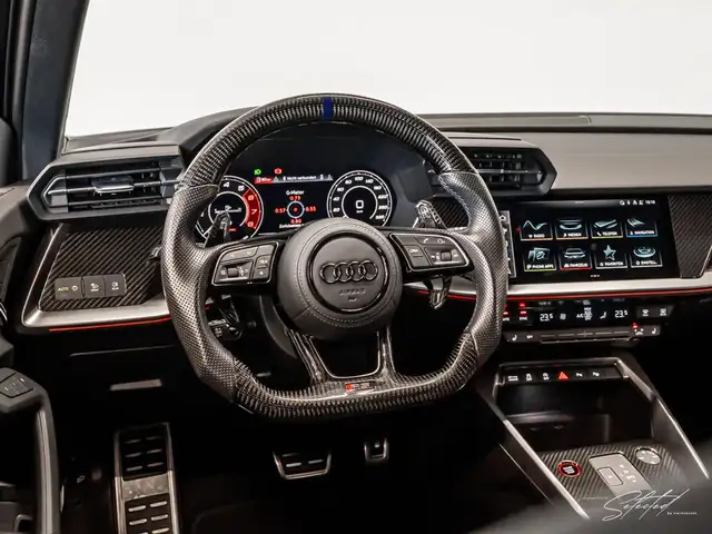 Audi RS3 TFSI quattro*SPORTABGAS*MAGNETIC-RIDE*CARBON* Ansicht 36