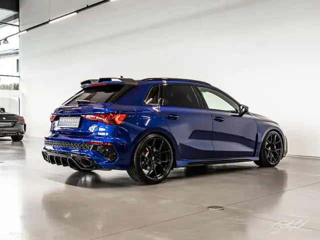 Audi RS3 TFSI quattro*SPORTABGAS*MAGNETIC-RIDE*CARBON* Ansicht 16