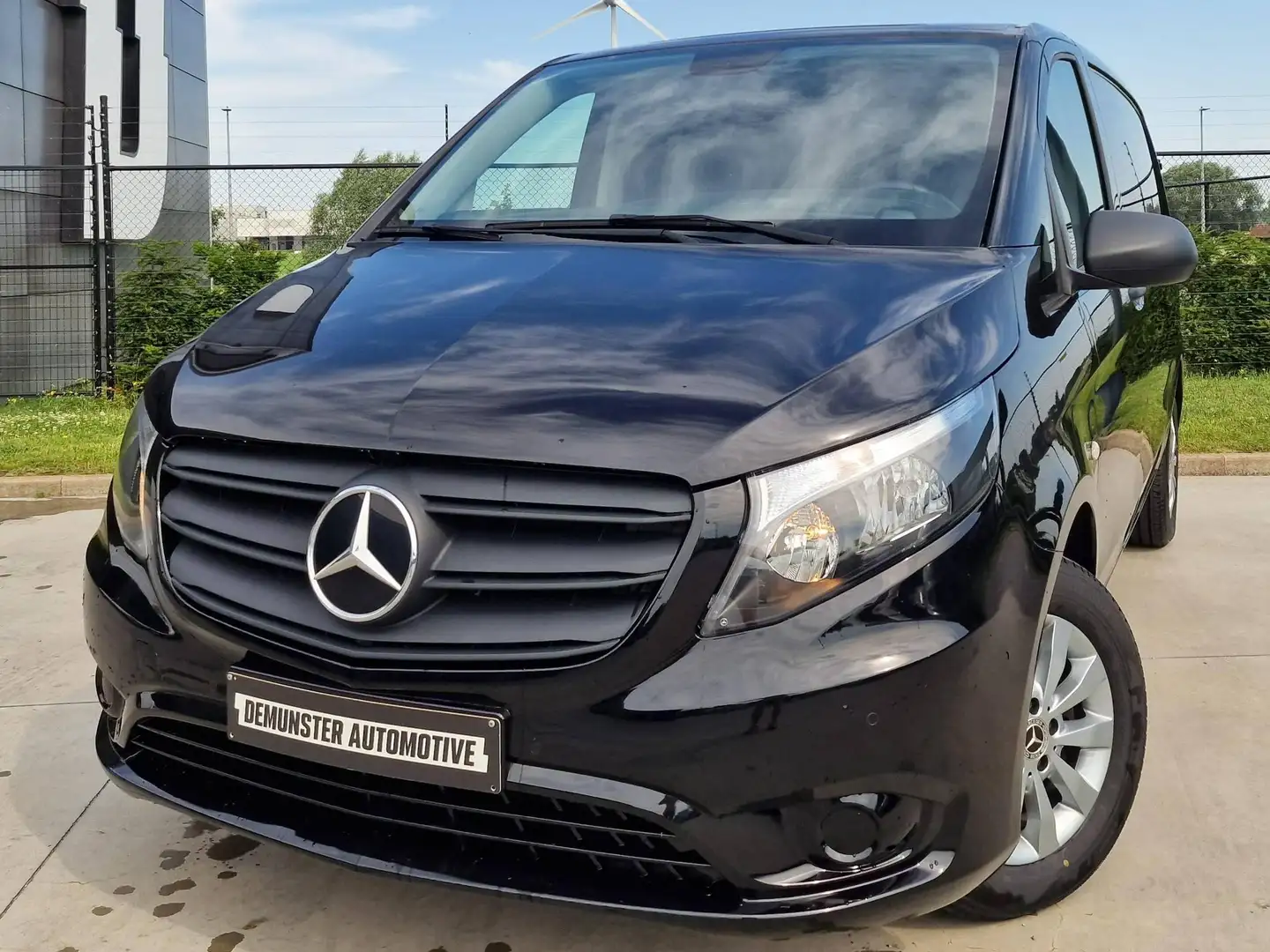 MERCEDES-BENZ Vito