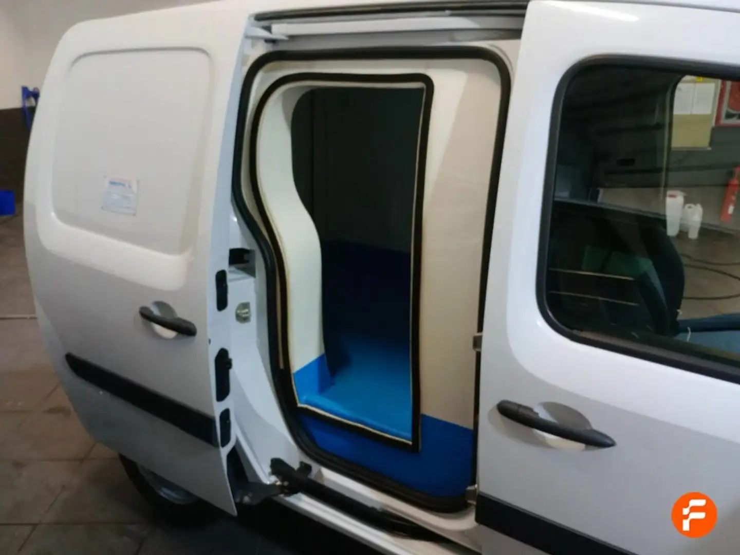 Mercedes-Benz Citan MERCEDES 109 CDI 1.5 90CV CON ISOTERMO Blanco - 2