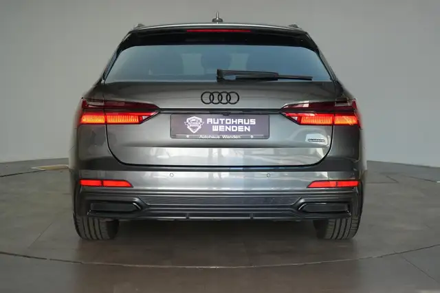 Audi A6 view 5