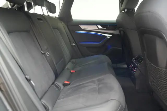 Audi A6 view 12