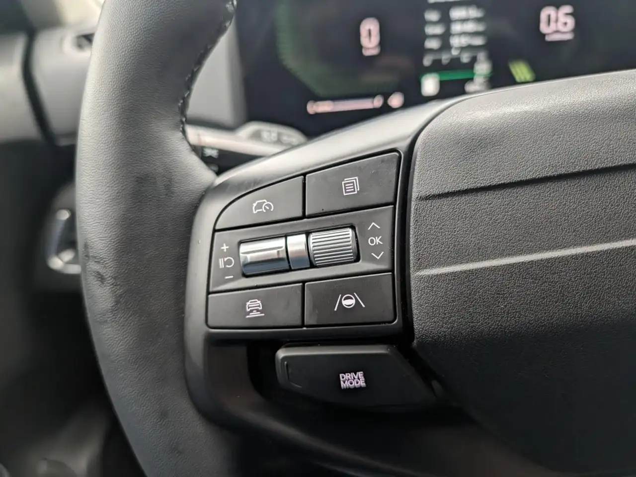 Kia K4 снимка Kia K4