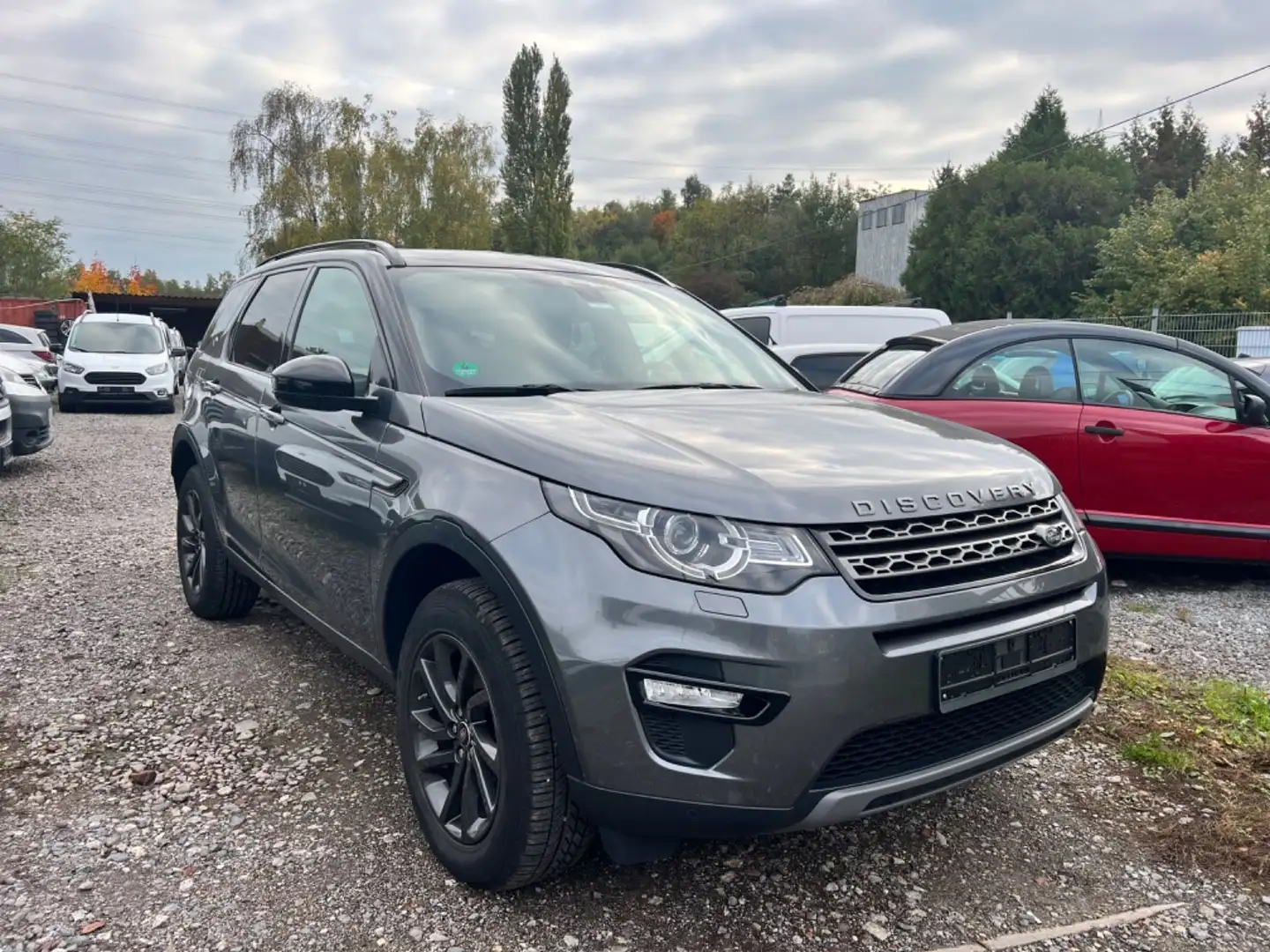 Land Rover Discovery Sport SE AWD Grau - 2