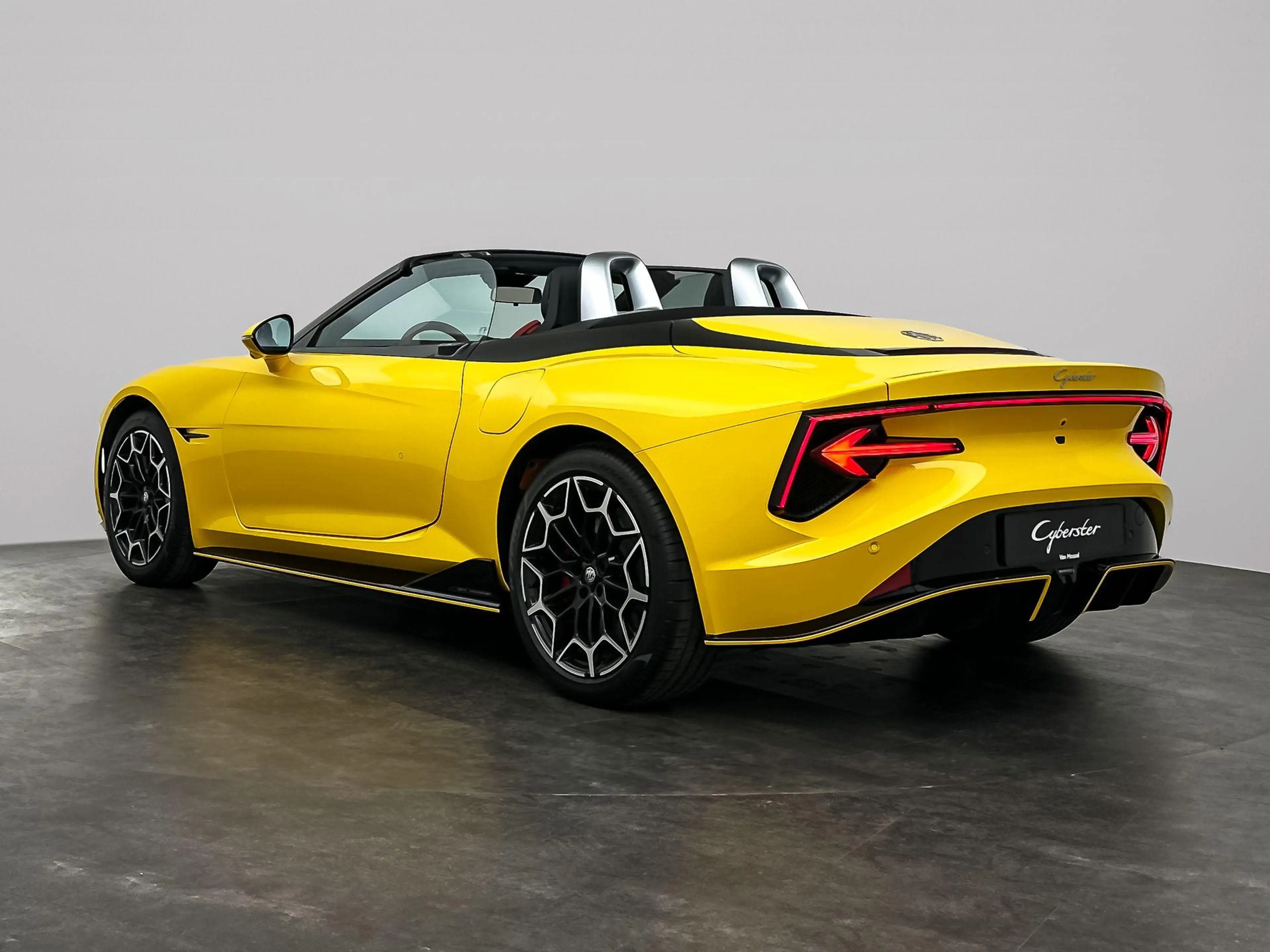 MG Cyberster Trophy Extended Range 77kWh |507 WLTP | 340 PK | B — photo 6