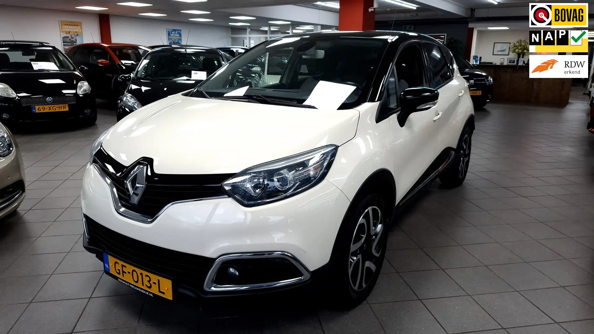 Renault Captur 0.9 TCe Dynamique Blanc - 1