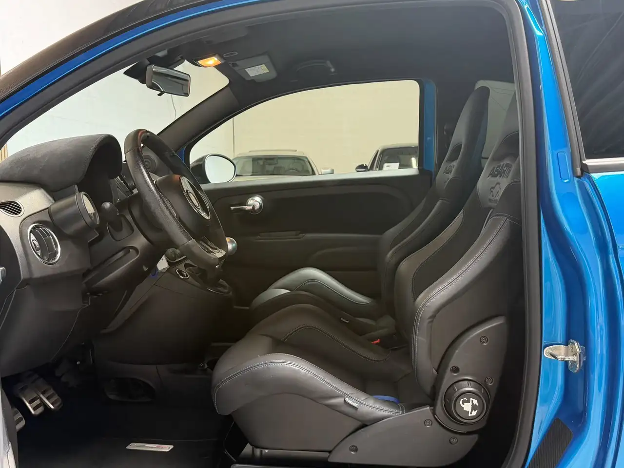 Abarth 695 2022