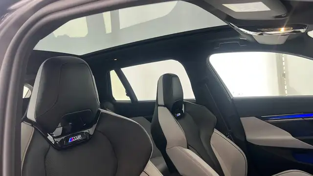 BMW M5 Ansicht 6