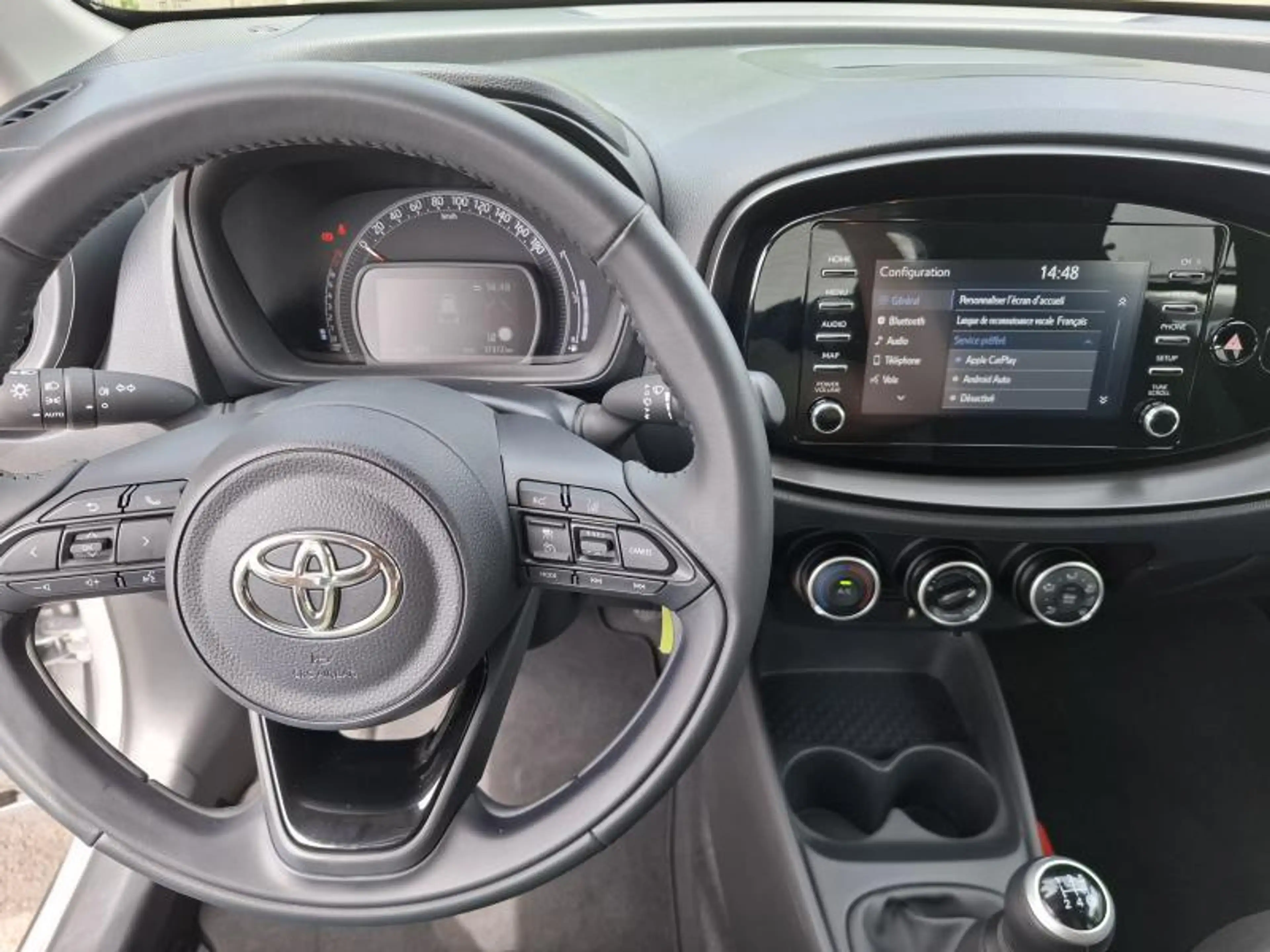 Toyota Aygo X PLAY — photo 4