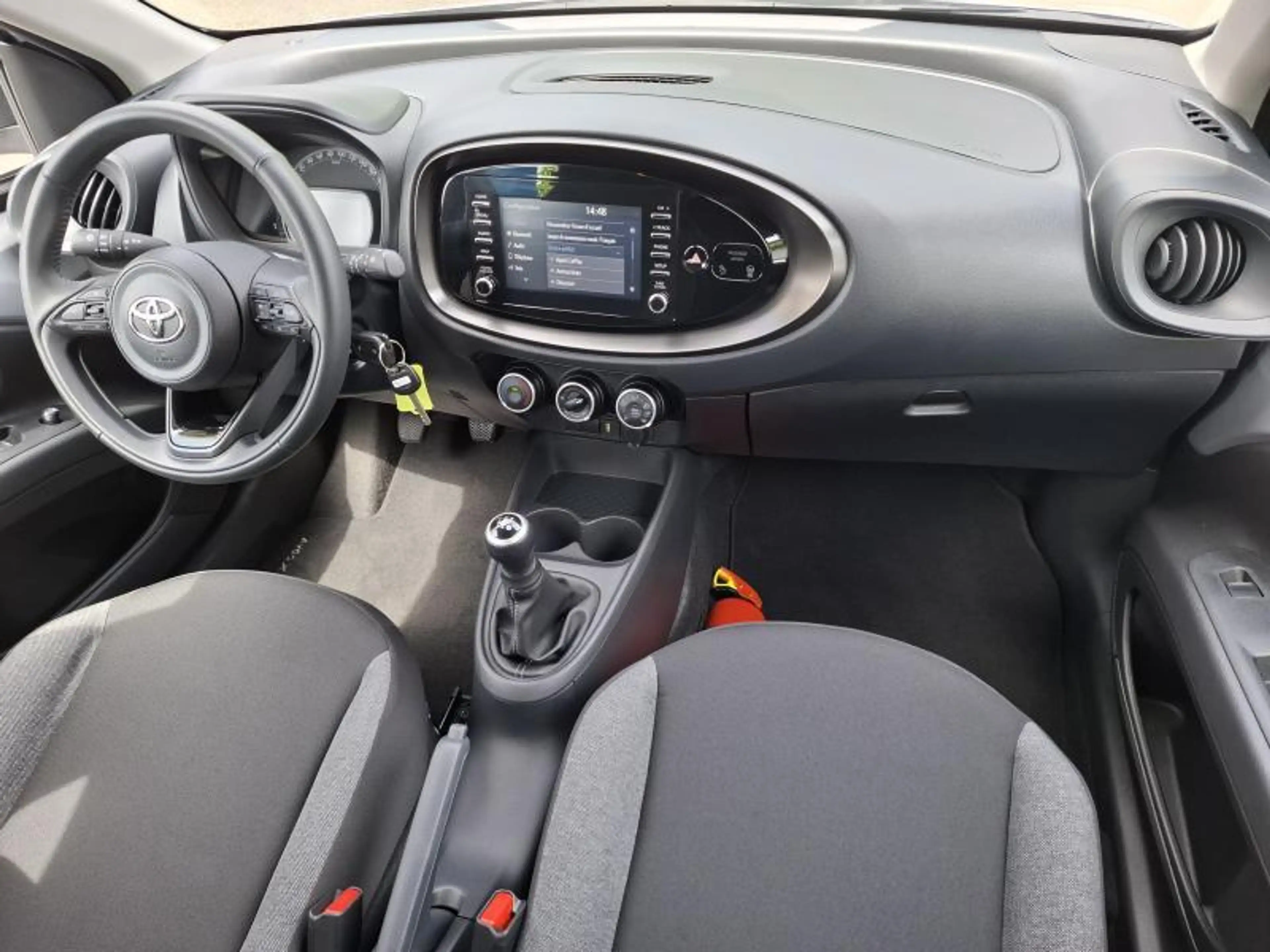 Toyota Aygo X PLAY — photo 14