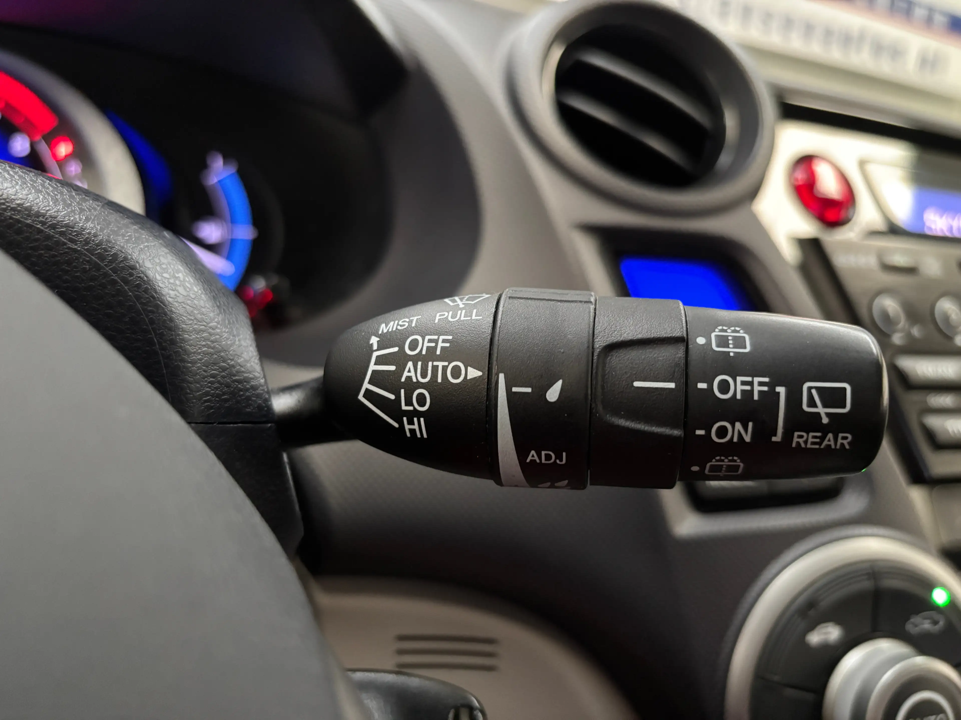 Honda Insight 1.3 Elegance Automaat! NAP! | Leer | Airco | Stoel — photo 18