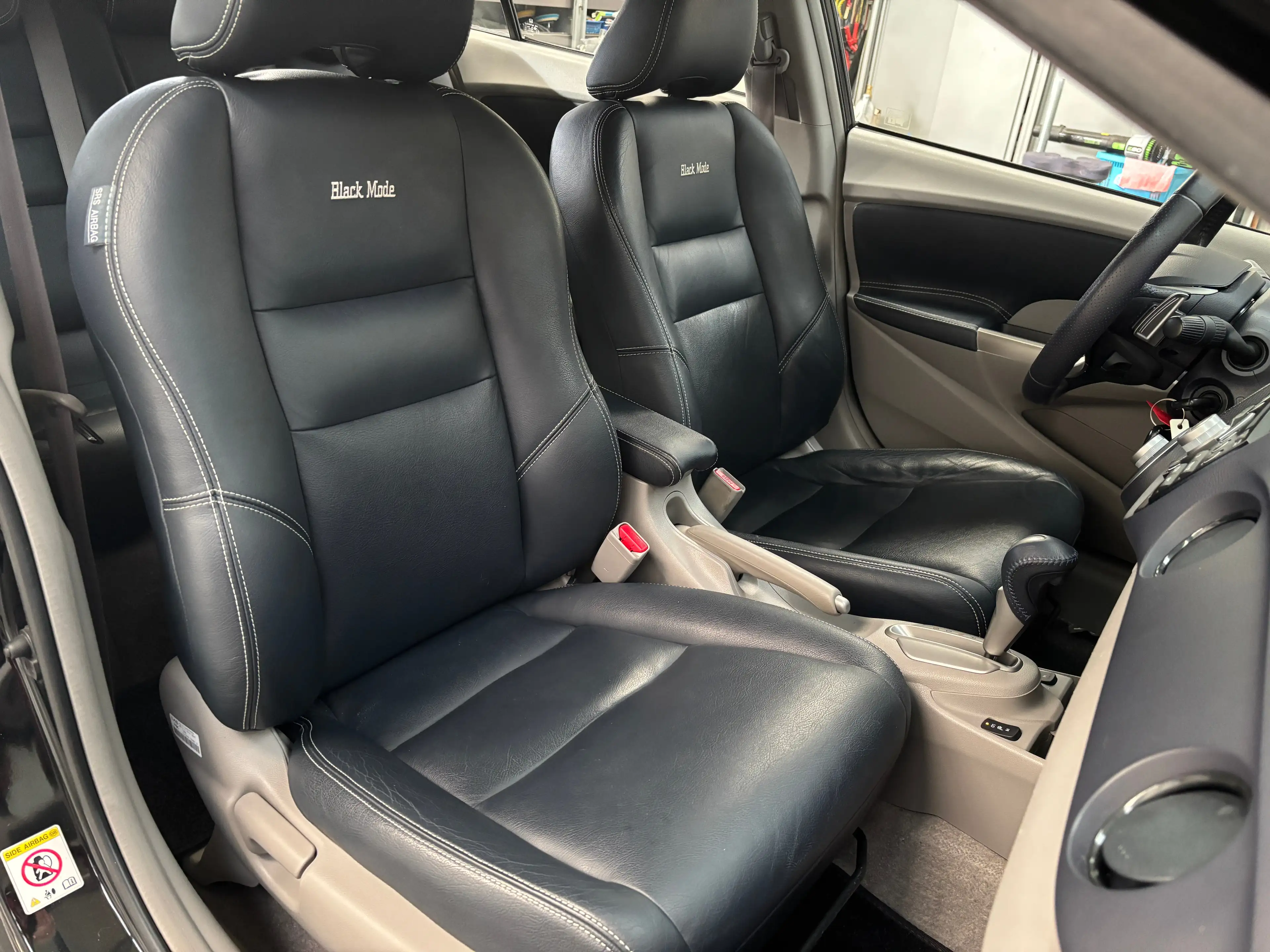 Honda Insight 1.3 Elegance Automaat! NAP! | Leer | Airco | Stoel — photo 24