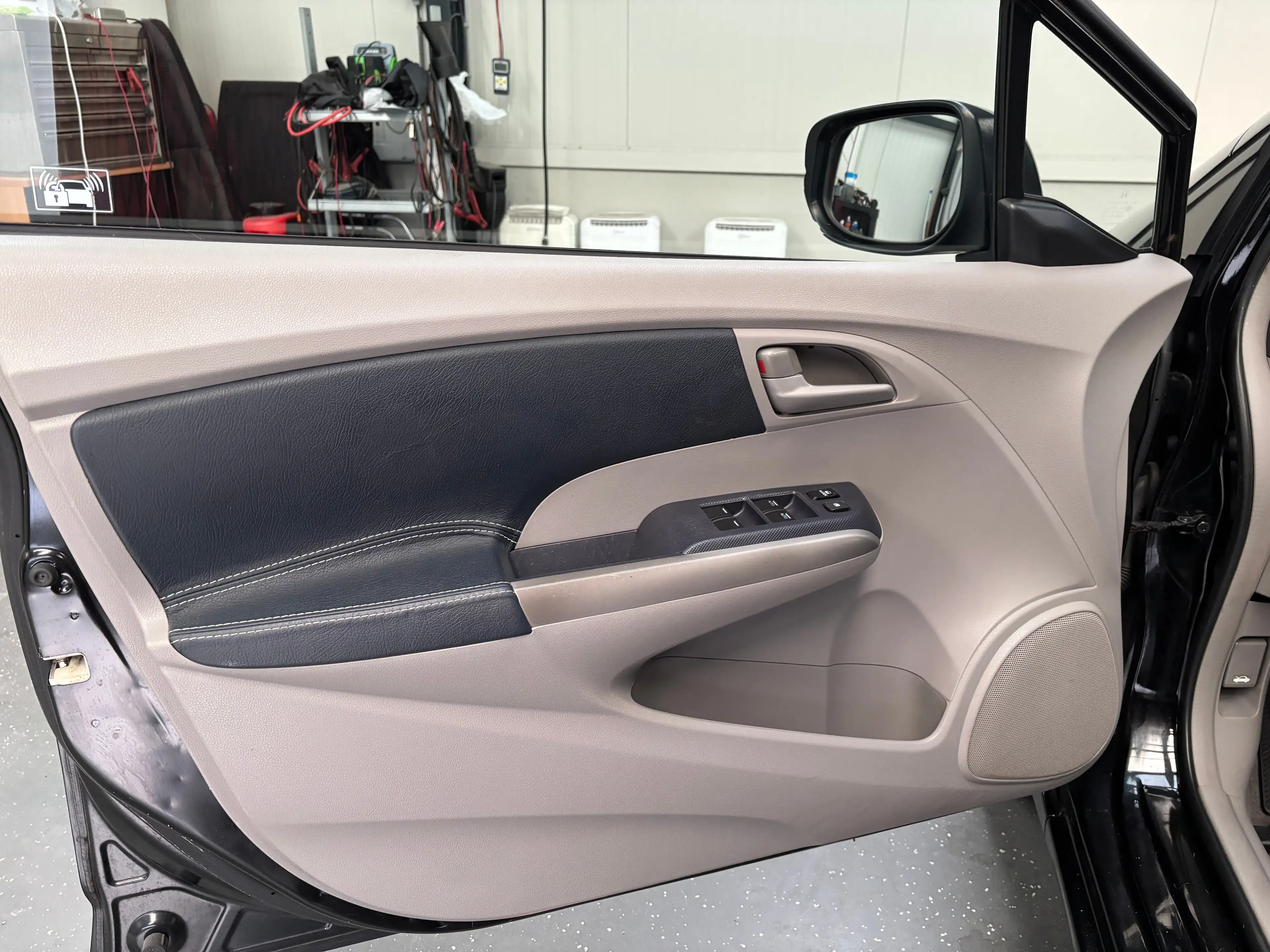 Honda Insight 1.3 Elegance Automaat! NAP! | Leer | Airco | Stoel — photo 11