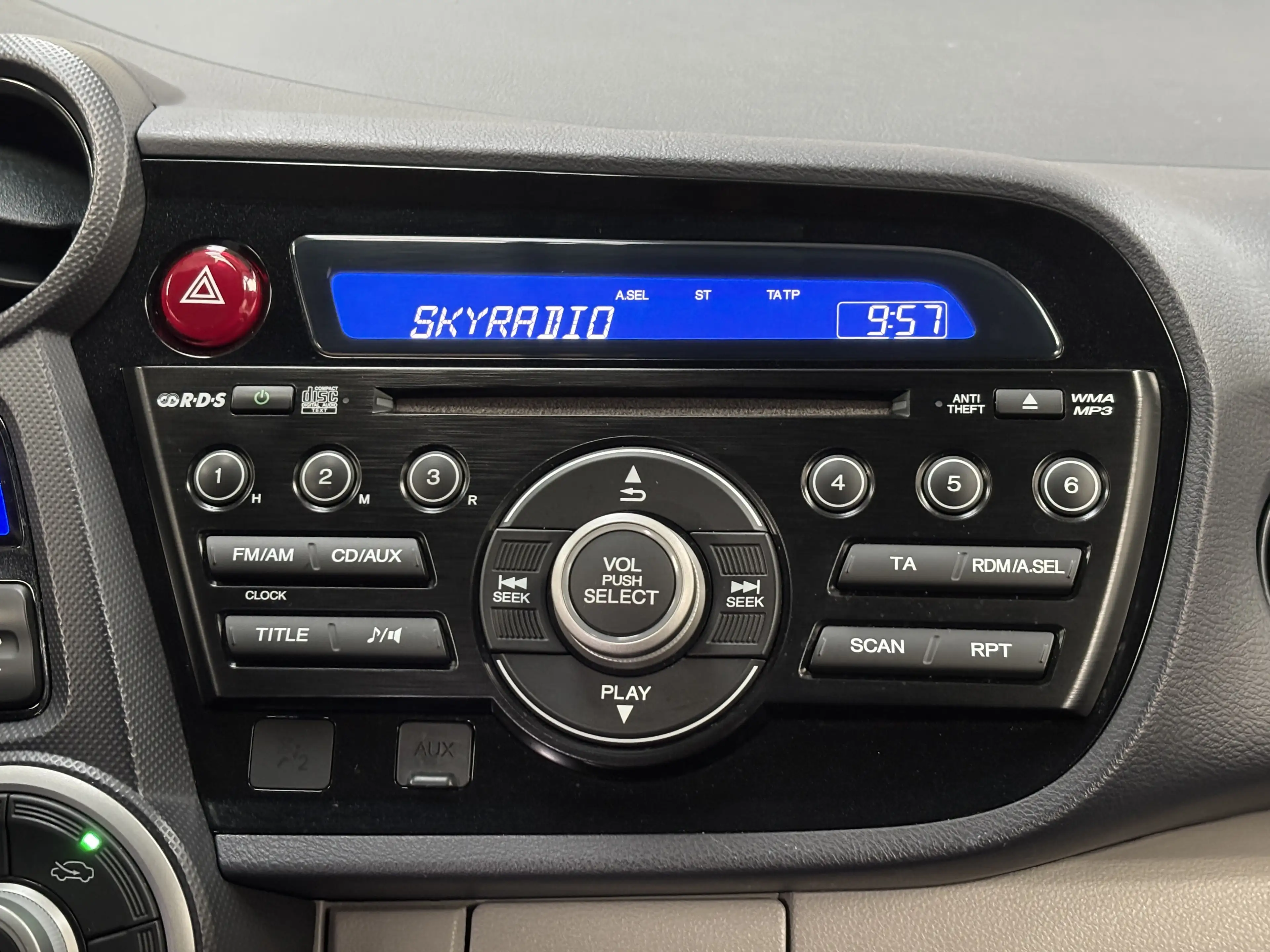 Honda Insight 1.3 Elegance Automaat! NAP! | Leer | Airco | Stoel — photo 32