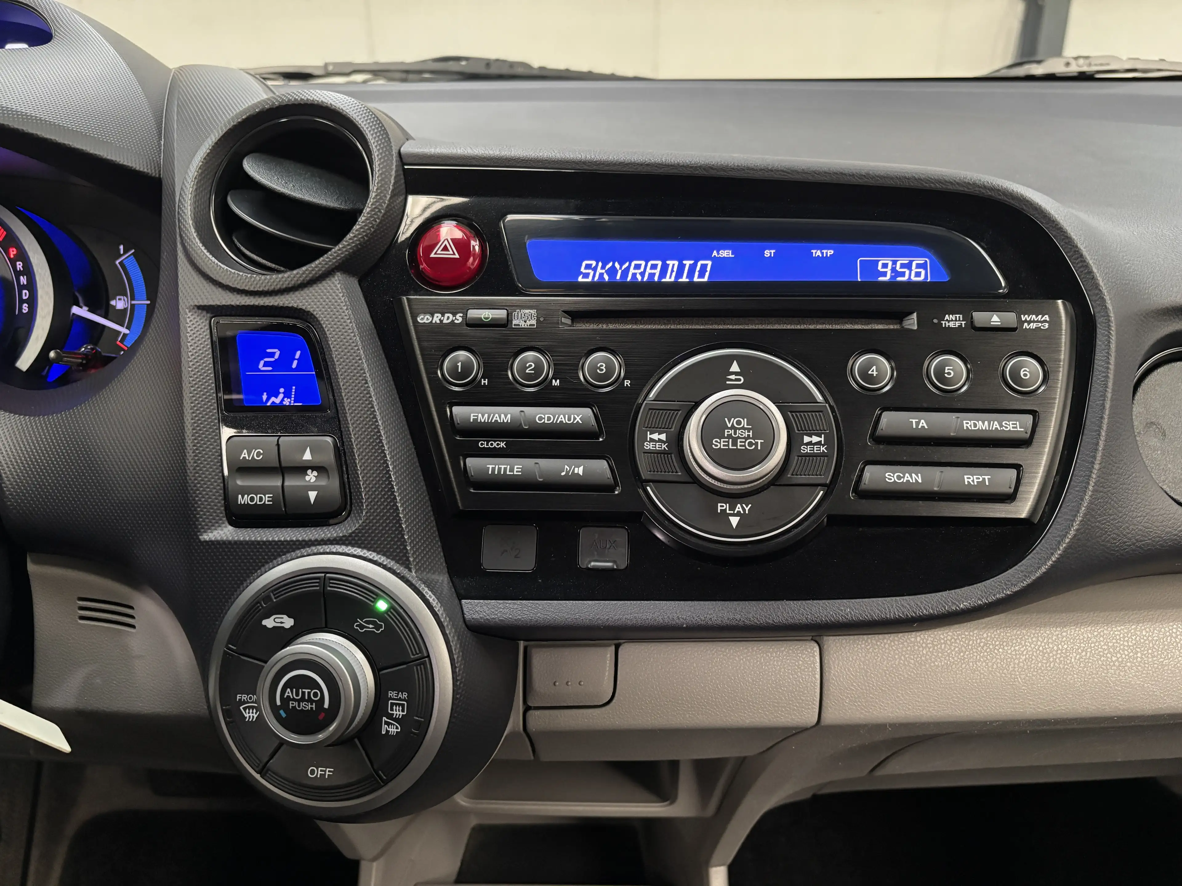 Honda Insight 1.3 Elegance Automaat! NAP! | Leer | Airco | Stoel — photo 15
