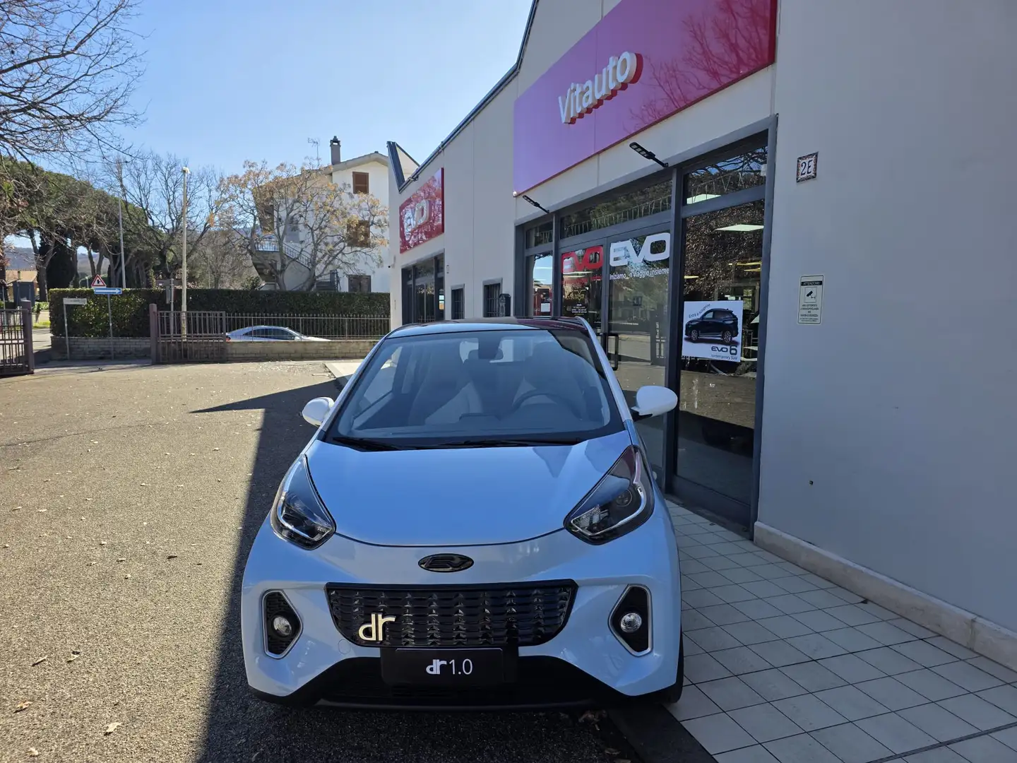 DR Automobiles DR1 DR 1.0 EV 1.0 EV 45kW Blau - 1