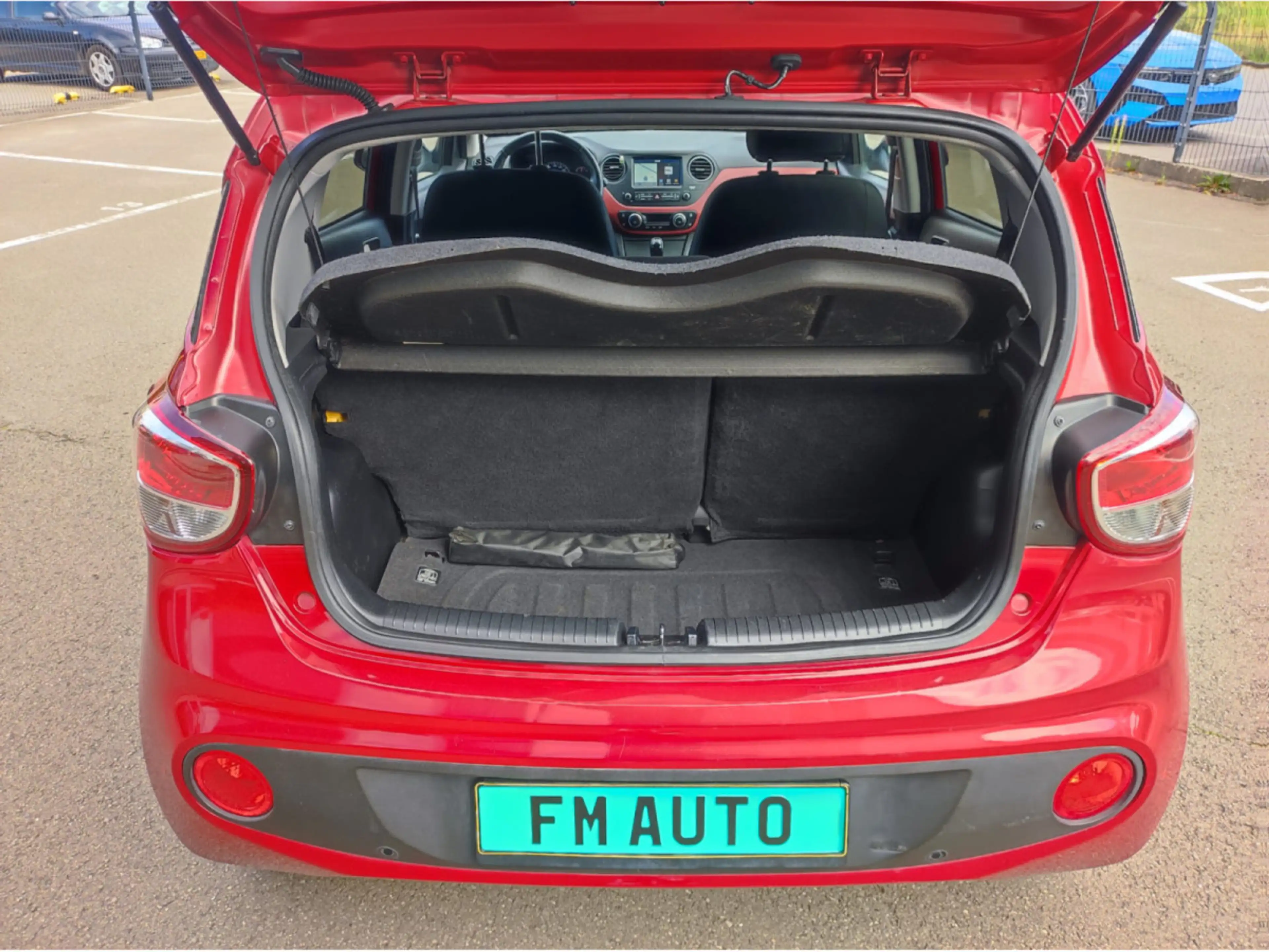 Hyundai i10 i10 AUTO. 1.0i Sky — photo 5