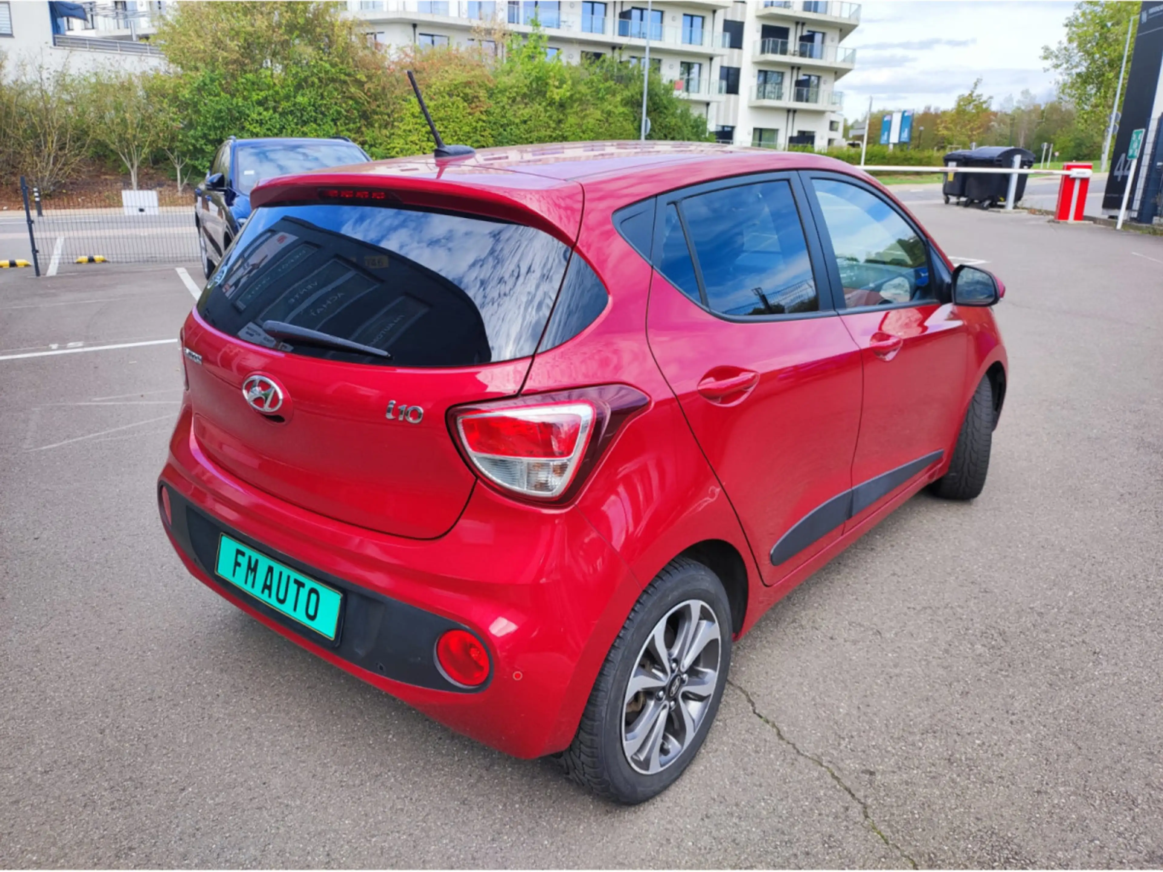 Hyundai i10 i10 AUTO. 1.0i Sky — photo 3