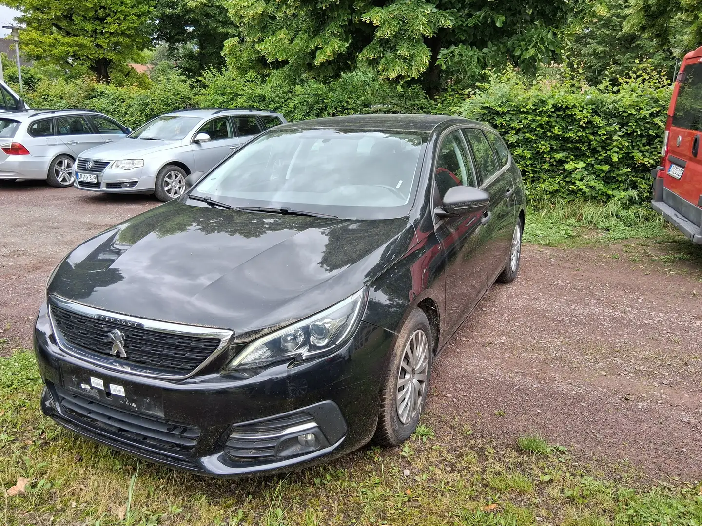 Peugeot 308 Access 1,5 HDI SW, AHK Schwarz - 1
