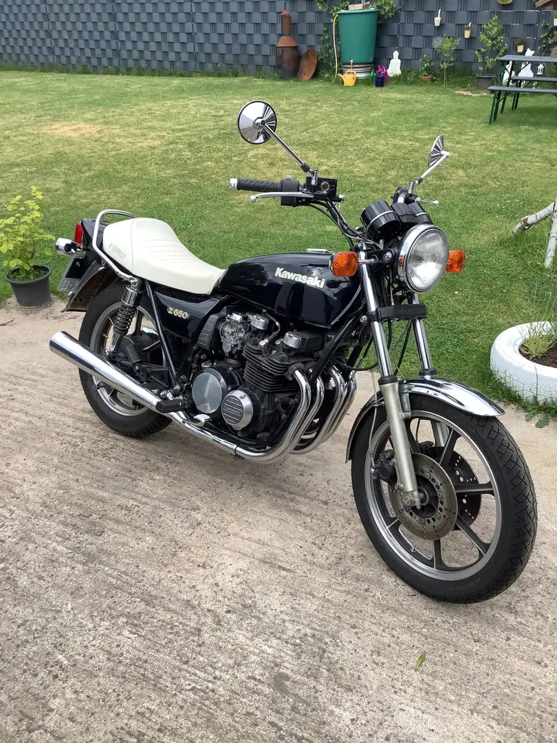 Kawasaki Z 650 Negru - 2