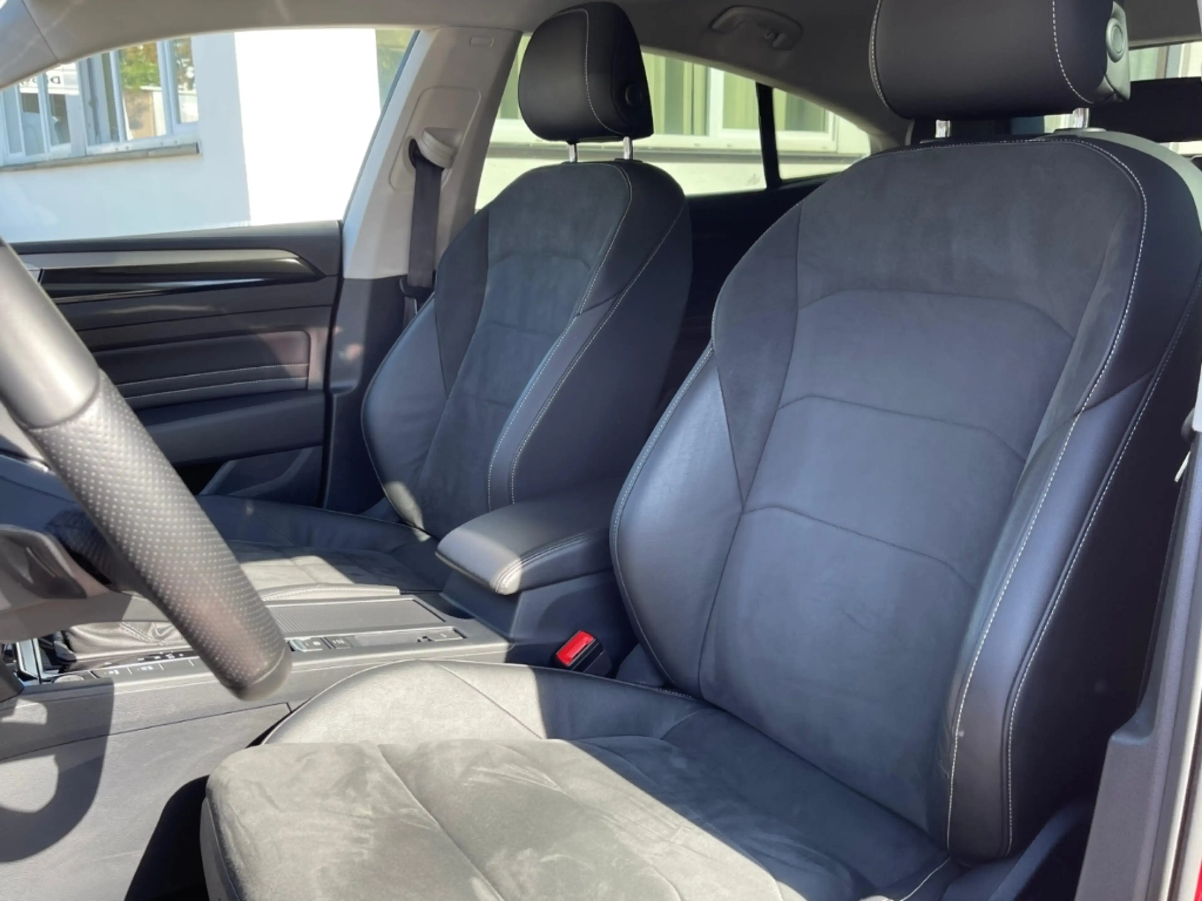Volkswagen Arteon 2.0TSI DSG Elege. IQ*Assist*Pano*360*1HD!! — photo 12