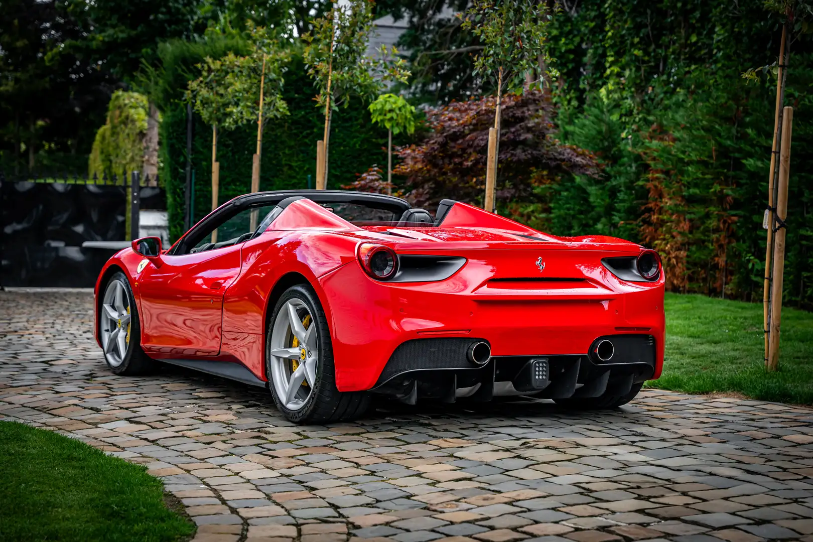 Ferrari 488 488 Spider 3.9 Turbo V8 F1 - 2