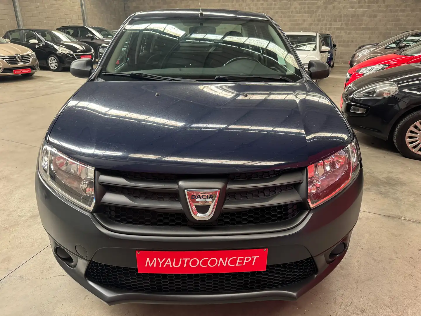Dacia Logan Logan 1.2i Logan Blauw - 2