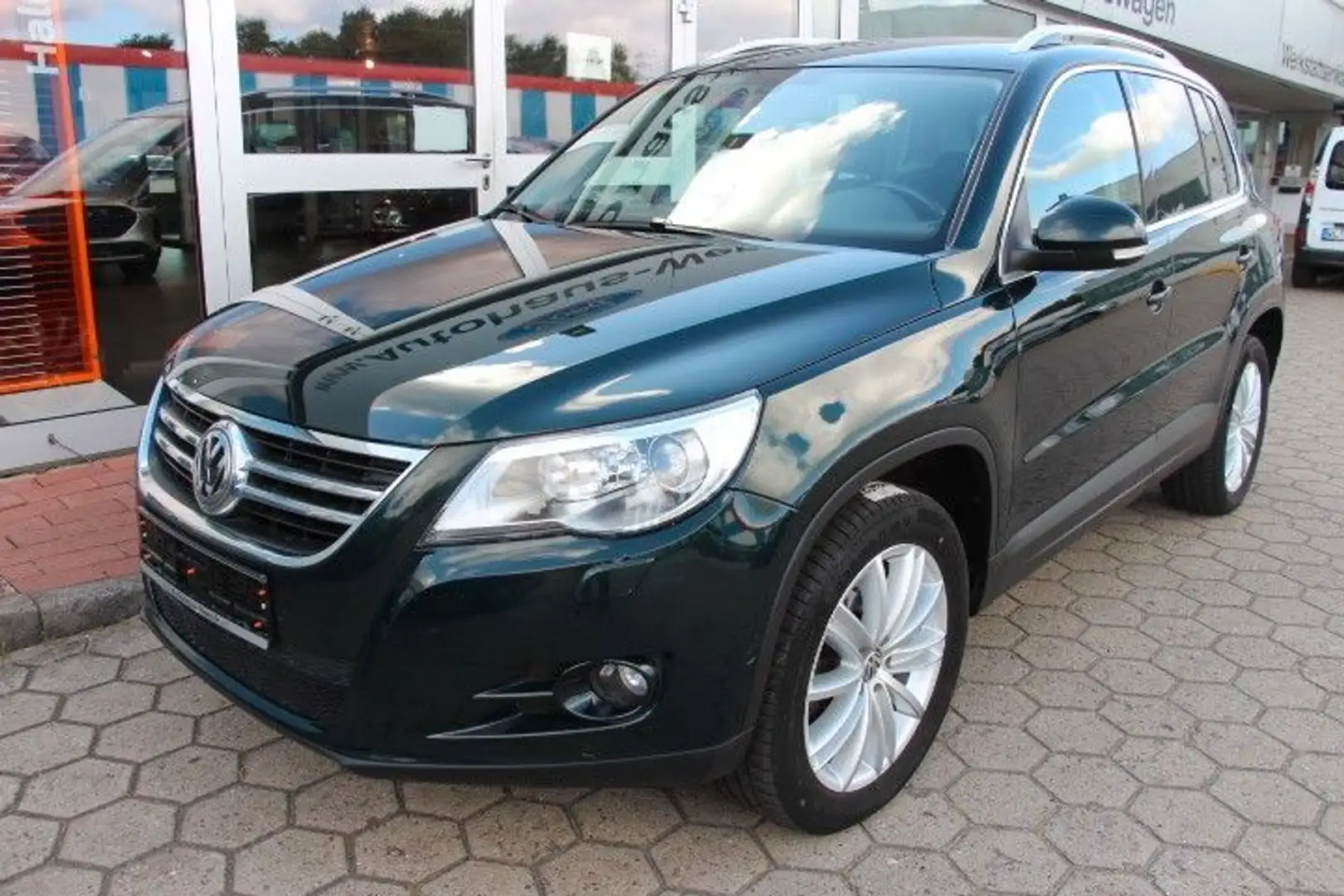 Volkswagen Tiguan Sport & Style 4Motion*1.HAND*AUTOMATIK* Grün - 2