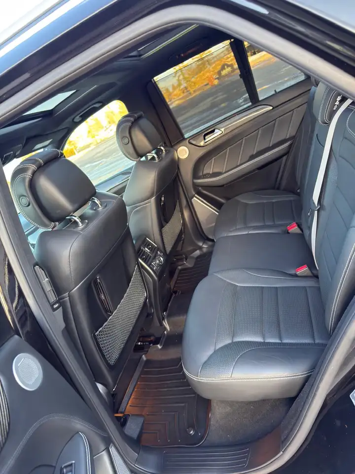 Mercedes-Benz GLE снимка Mercedes-Benz GLE