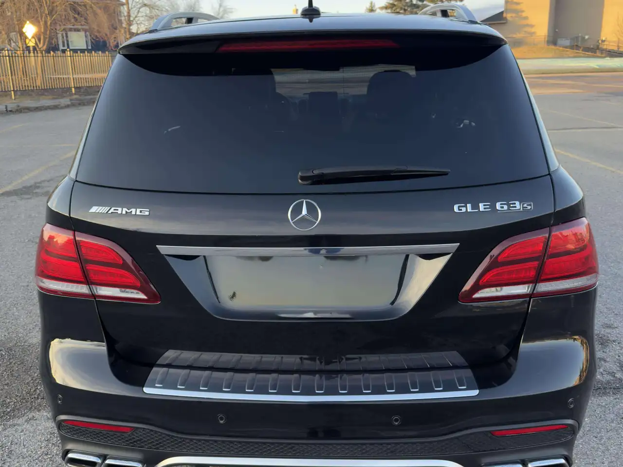 Mercedes-Benz GLE снимка Mercedes-Benz GLE