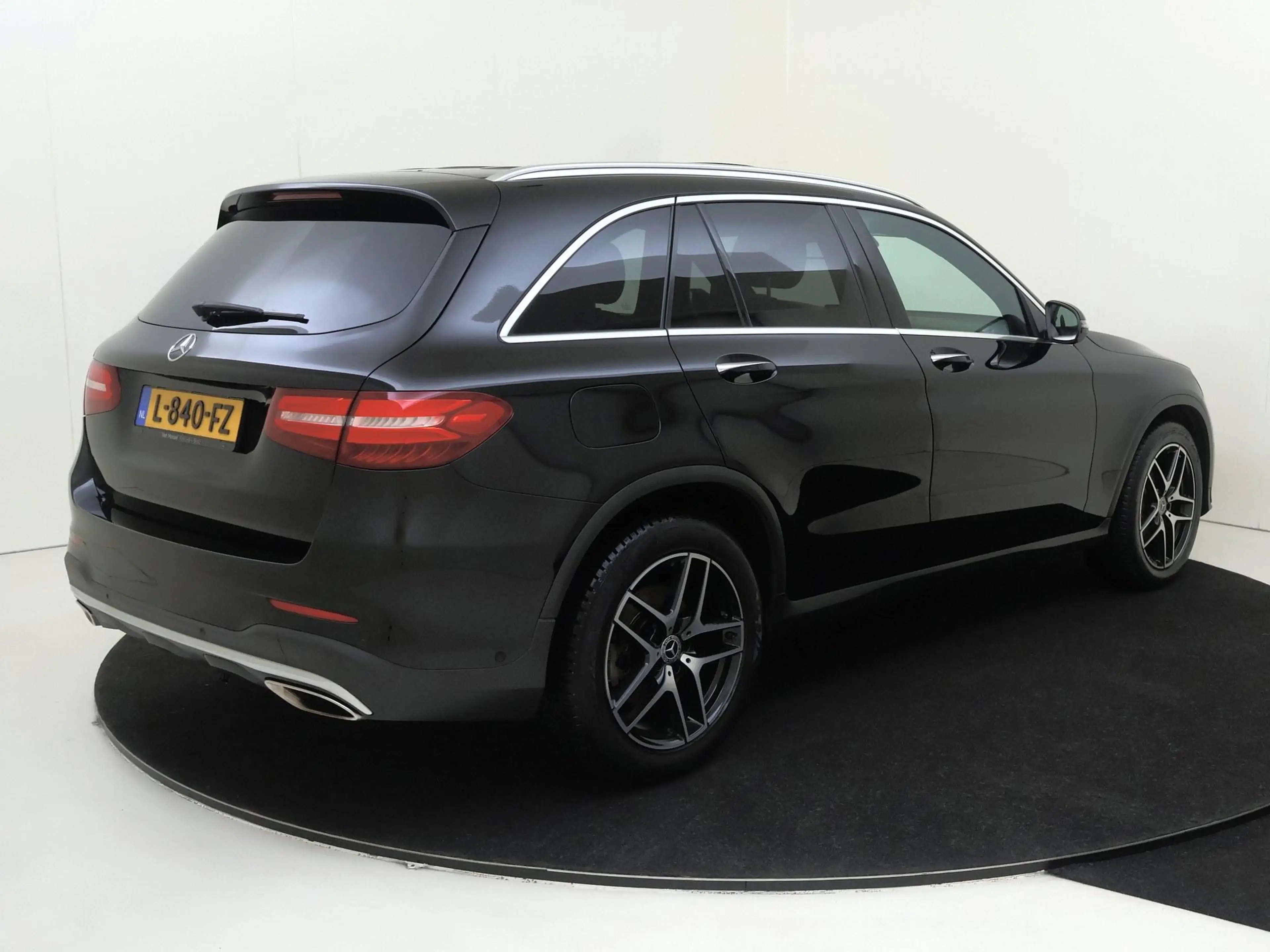 Mercedes-Benz GLC 250 4MATIC | Automaat | Panoramadak | Stoelverwarming — photo 4