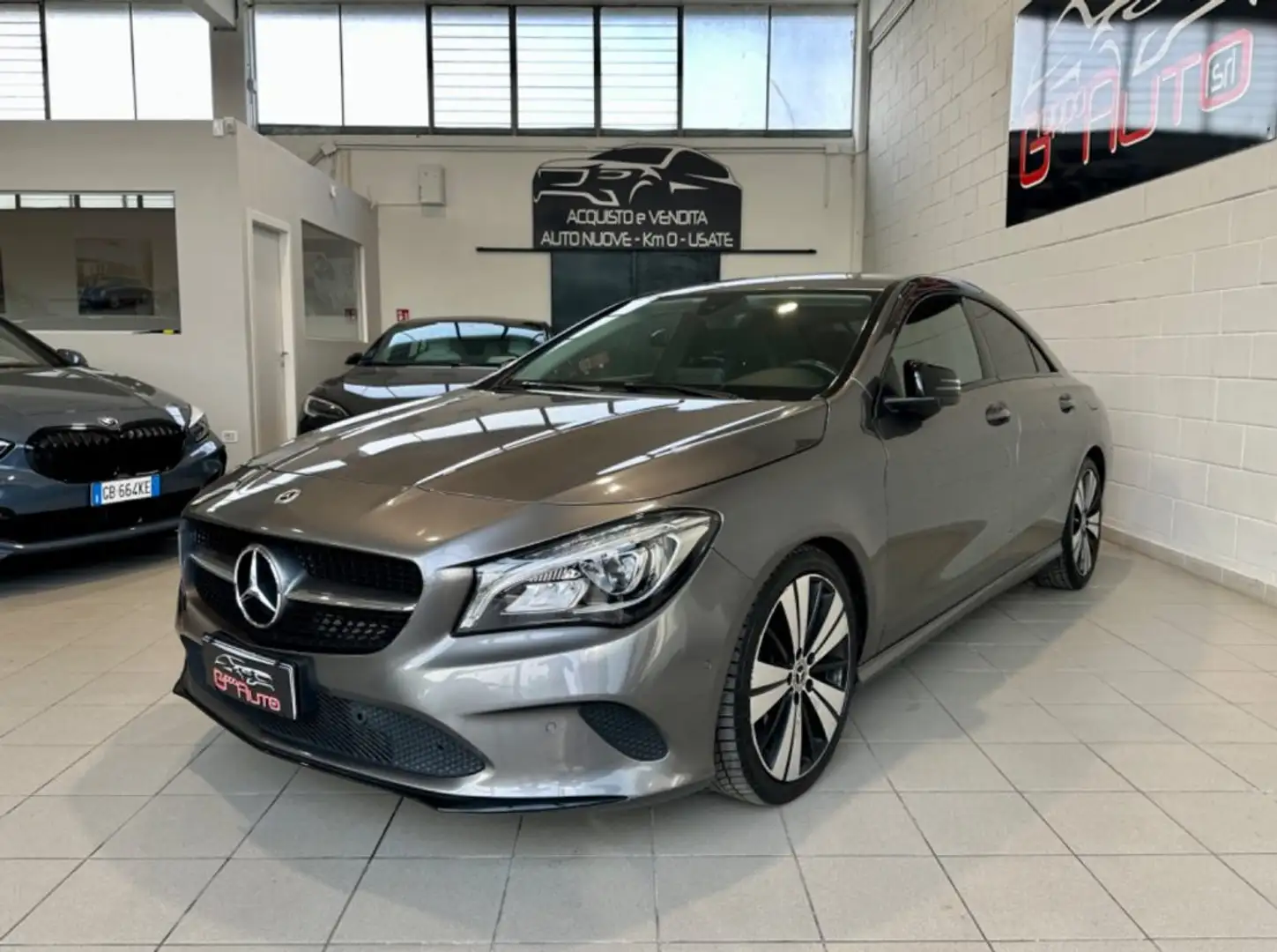 Mercedes-Benz CLA 200 d Automatic Sport *NEOPATENTATI*NIGHT PACK* Grau - 1